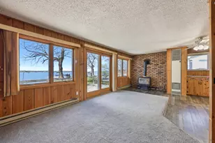 192 Shorewood Dr, Detroit Lakes, MN 56501 - Photo 12