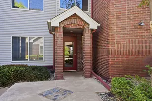 7420 Edinborough Way, Edina, MN 55435 - Photo 32