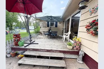 810 8th Avenue, Worthington, MN 56187 - Photo 1