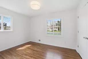 3009 W 100th St, Bloomington, MN 55431 - Photo 22