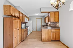 1722 Nokia Way, Eagan, MN 55122 - Photo 10