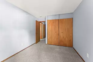 3155 Coachman Rd, Eagan, MN 55121 - Photo 10