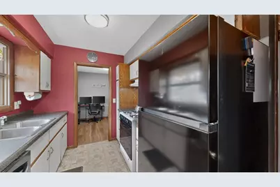 1317 11th Avenue SE, Rochester, MN 55904 - Photo 8