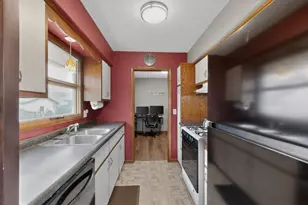 1317 11th Ave SE, Rochester, MN 55904 - Photo 10
