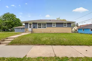 1317 11th Ave SE, Rochester, MN 55904 - Photo 1