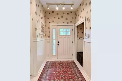 850 Winthrop Street S, Saint Paul, MN 55119 - Photo 8