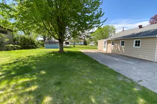 2021 Tower Rd, Albert Lea, MN 56007 - Photo 44