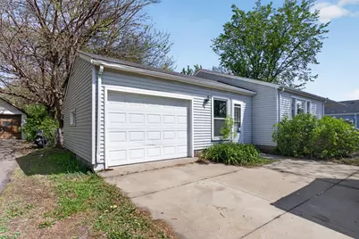8217 Lyndale Avenue S, Bloomington, MN 55420 - Photo 2