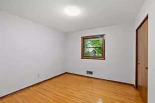868 Cobb Rd, Shoreview, MN 55126 - Photo 14