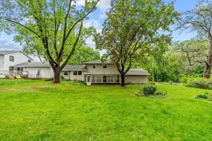 868 Cobb Rd, Shoreview, MN 55126 - Photo 22
