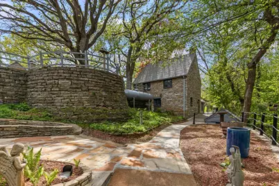 10300 Riverview Road, Eden Prairie, MN 55347 - Photo 58