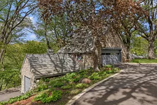 10300 Riverview Rd, Eden Prairie, MN 55347 - Photo 38