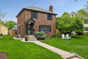 2131 Juno Ave, Saint Paul, MN 55116 - Photo 1