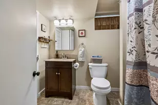2131 Juno Ave, Saint Paul, MN 55116 - Photo 30