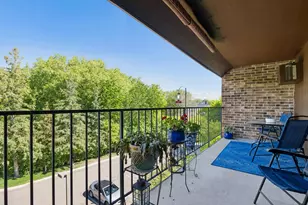 35 Nathan Ln N, Plymouth, MN 55441 - Photo 18