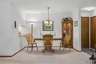 35 Nathan Ln N, Plymouth, MN 55441 - Photo 12