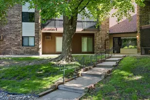 35 Nathan Ln N, Plymouth, MN 55441 - Photo 46