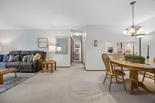 35 Nathan Ln N, Plymouth, MN 55441 - Photo 1