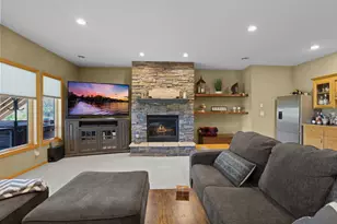 8156 9th St Pl N, Oakdale, MN 55128 - Photo 40
