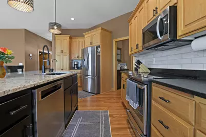 8156 9th Street Place N, Oakdale, MN 55128 - Photo 14