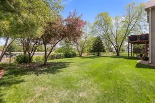 8156 9th St Pl N, Oakdale, MN 55128 - Photo 48