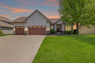 8156 9th St Pl N, Oakdale, MN 55128 - Photo 1