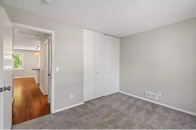 8423 Innsdale Avenue S, Cottage Grove, MN 55016 - Photo 10
