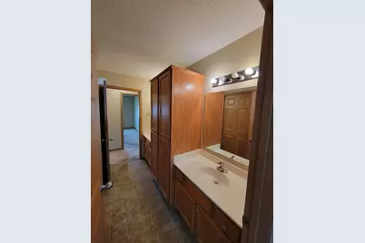 1059 Manor Court, Saint Cloud, MN 56303 - Photo 14