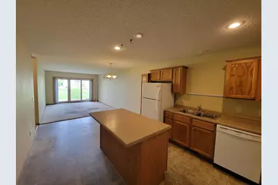 1059 Manor Court, Saint Cloud, MN 56303 - Photo 8