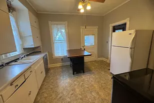 303 E Academy St, Owatonna, MN 55060 - Photo 10