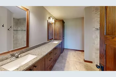 15315 Elm Court, Faribault, MN 55021 - Photo 36