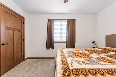 809 24th Avenue NW, Austin, MN 55912 - Photo 8