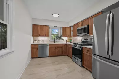 3349 49th Avenue N, Brooklyn Center, MN 55429 - Photo 2
