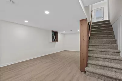 3349 49th Avenue N, Brooklyn Center, MN 55429 - Photo 10