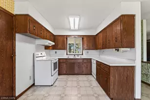 14915 Crow River Dr, Rogers, MN 55374 - Photo 12