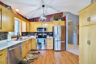 908 Lilac Ln, Little Falls, MN 56345 - Photo 4