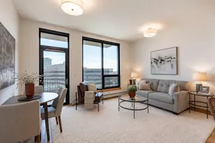 1240 S 2nd St, Minneapolis, MN 55415 - Photo 2