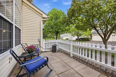 13730 54th Avenue N #208, Plymouth, MN 55446 - Photo 4