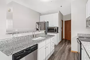 17980 Cobblestone Way, Eden Prairie, MN 55347 - Photo 10