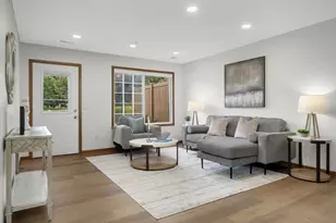 11200 Providence Ln, Eden Prairie, MN 55344 - Photo 10