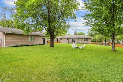 10101 Harrison Road, Bloomington, MN 55437 - Photo 32