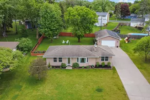 10101 Harrison Rd, Bloomington, MN 55437 - Photo 36