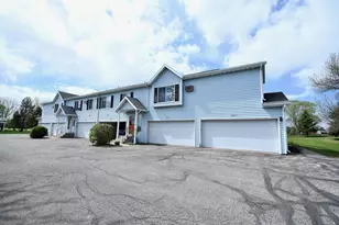 2901 32nd St S, Moorhead, MN 56560 - Photo 1