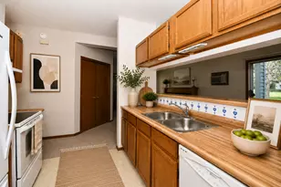 2901 32nd St S, Moorhead, MN 56560 - Photo 6