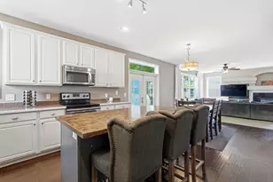 14400 Bayberry Cir, Rosemount, MN 55068 - Photo 8