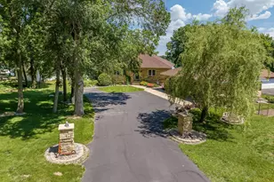 1524 Squirrels Nest Rd, Kasota, MN 56050 - Photo 42