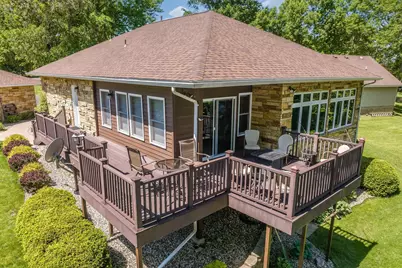 1524 Squirrels Nest Road, Kasota, MN 56050 - Photo 38