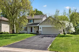 4696 Weston Hills Dr, Eagan, MN 55123 - Photo 4