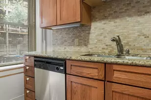 1401 Willow St, Minneapolis, MN 55403 - Photo 14