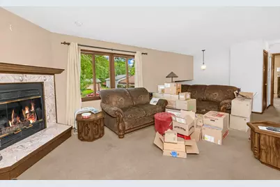 1150 Glendon Street N, Maplewood, MN 55119 - Photo 8